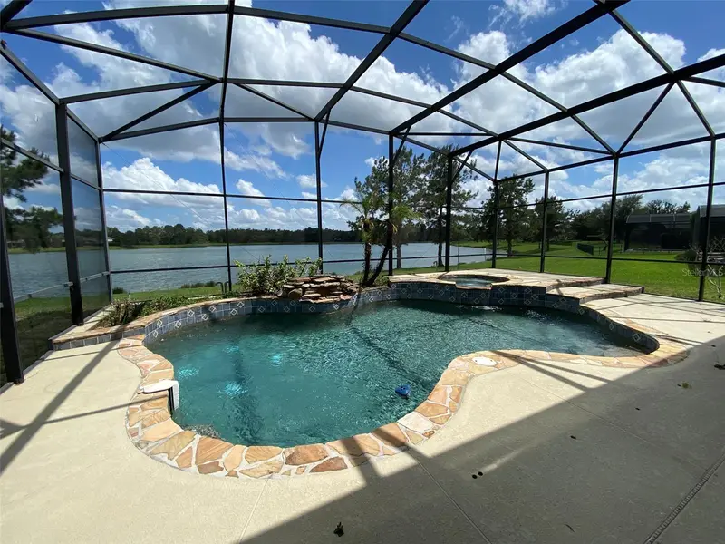 760 Holly Springs Ter, FL
