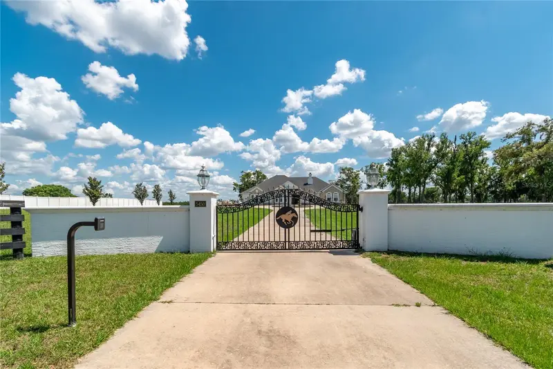 5450 Nw 100th St, FL