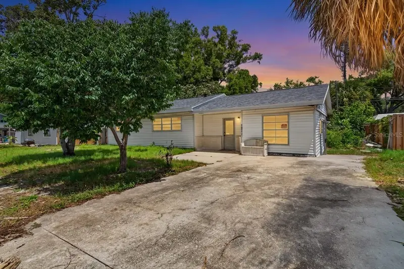 7211 Lynnwood Avenue, FL