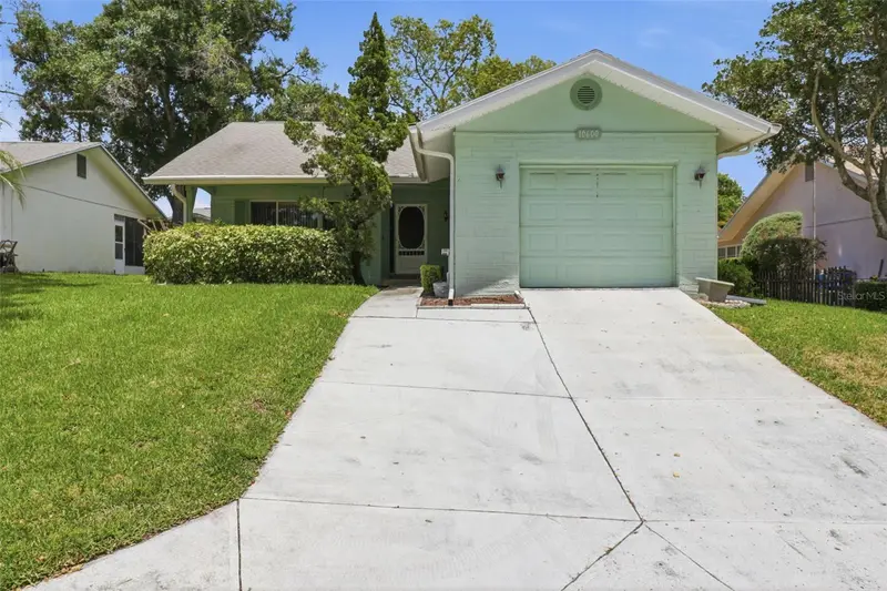 10600 Salamanca Dr, FL