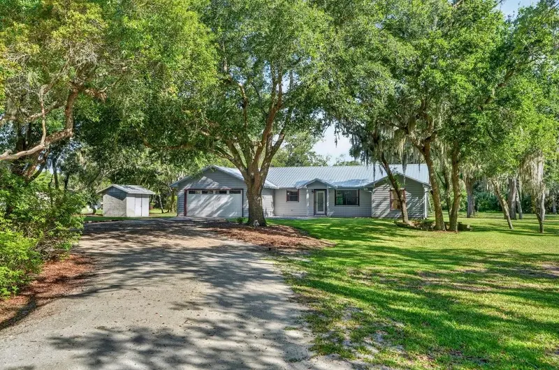 171 William St, FL
