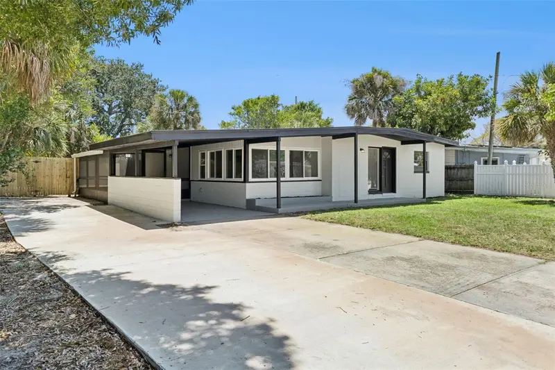 1465 Hillcrest Dr, FL
