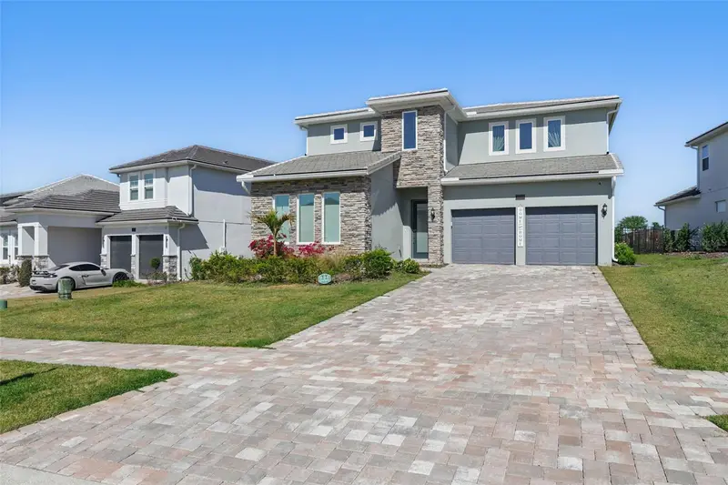 16008 Volterra Pt, FL