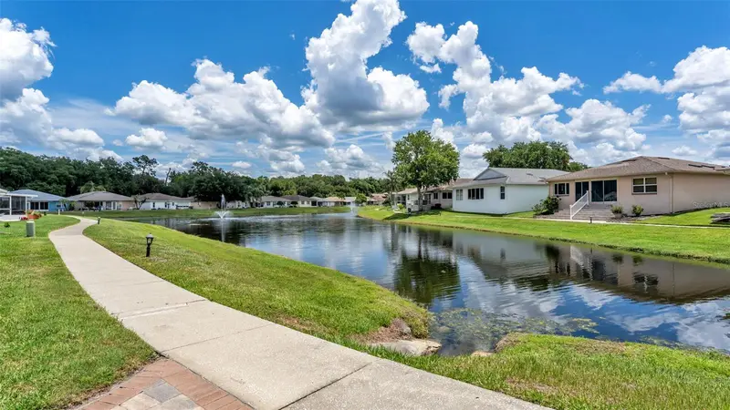 6257 Silver Lakes Dr W, FL