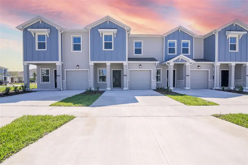 2642 Runners Cir, FL