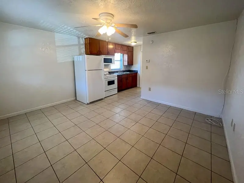1406 Sw 18th Pl #2, FL