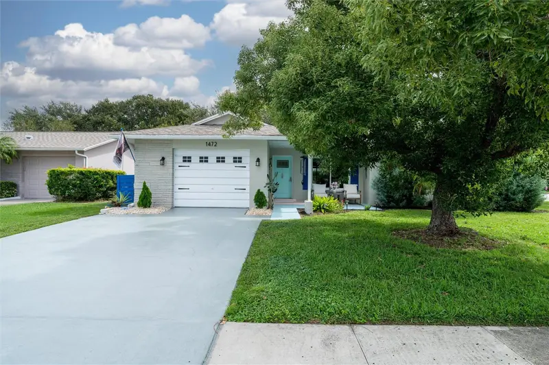 1472 Queen Anne Dr, FL
