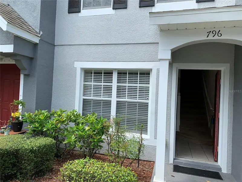 796 Shropshire Loop, FL