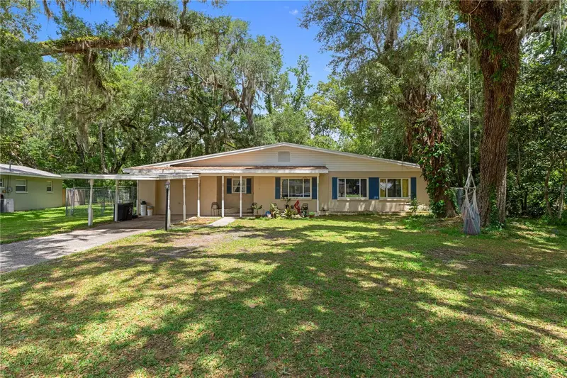 310 Longwood Dr, FL