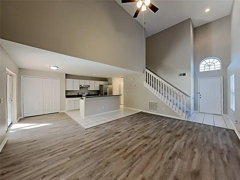 2184 Heathwood Cir, FL