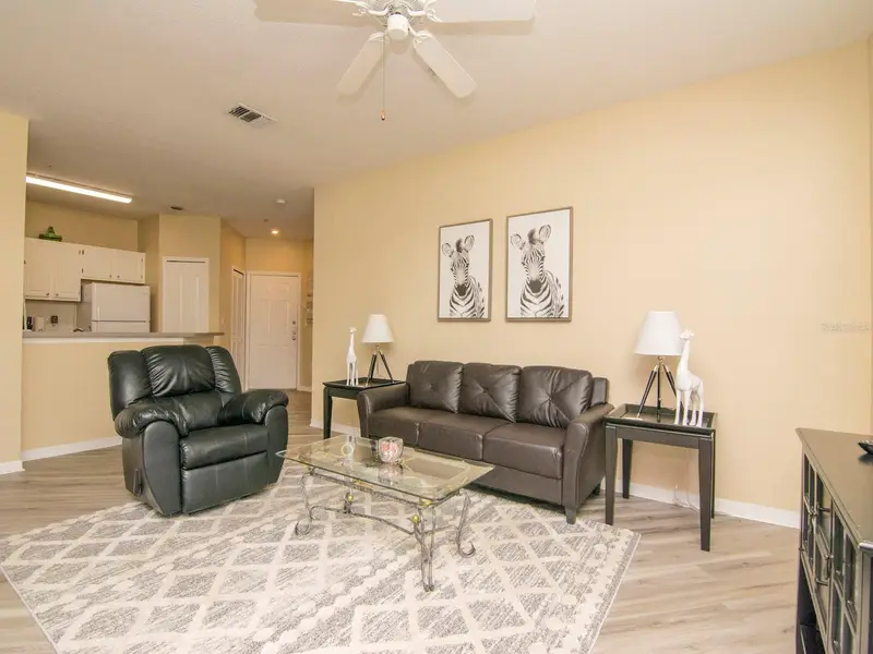 5815 Legacy Crescent Pl #202, FL