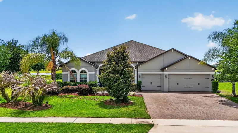 17614 Sailfin Dr, FL