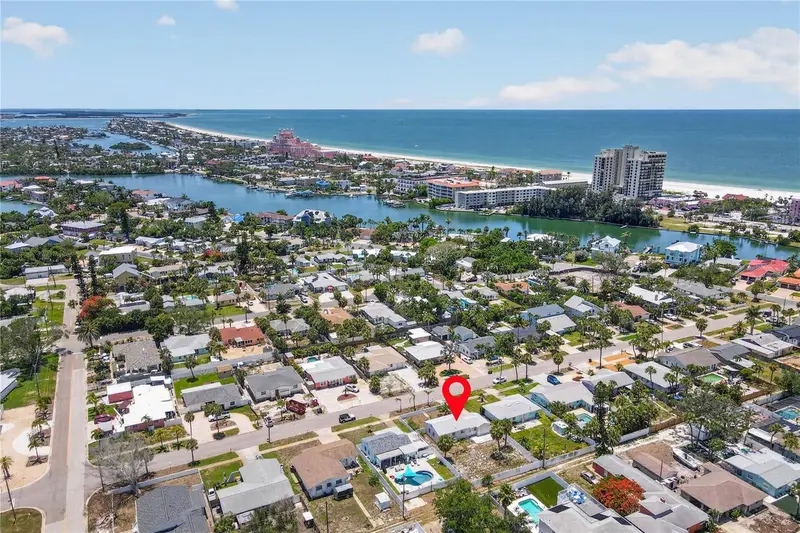 260 42nd Ave, FL