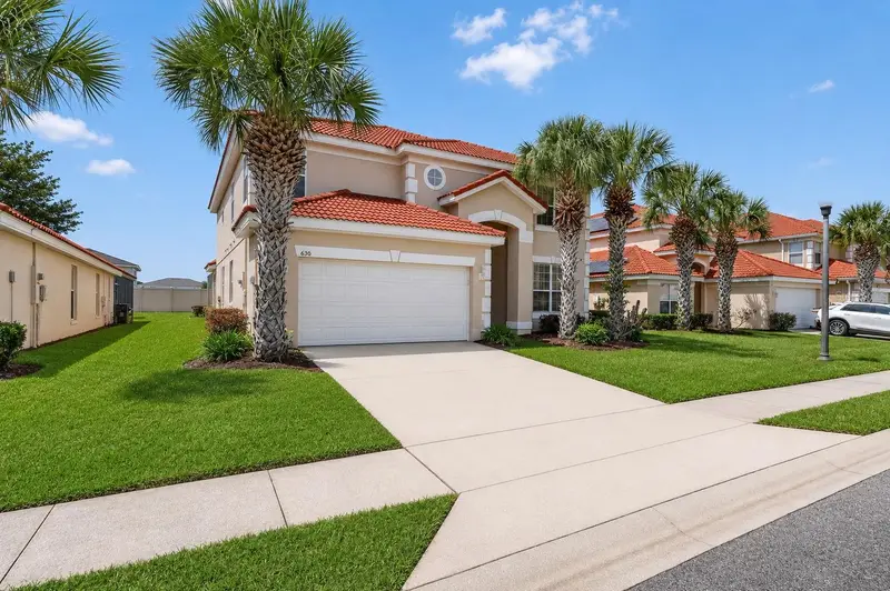 630 Solana Cir, FL