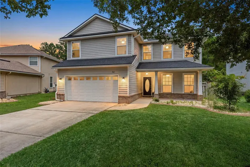 741 Flowers Street, FL