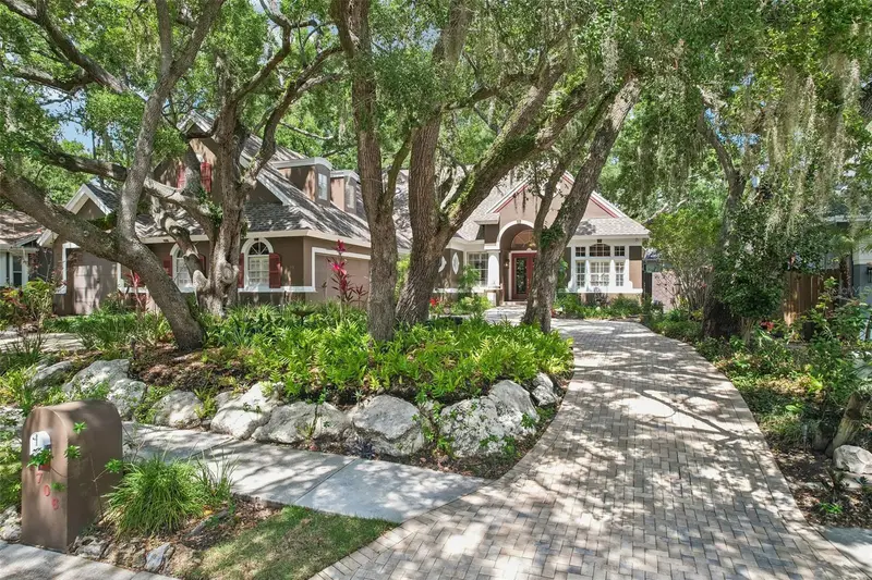 1706 Country Trails Dr, FL