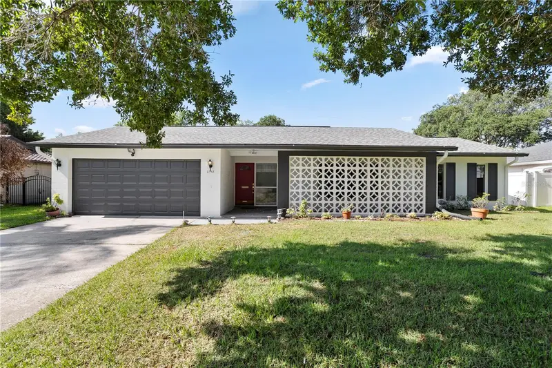 2718 Sandwell Dr, FL
