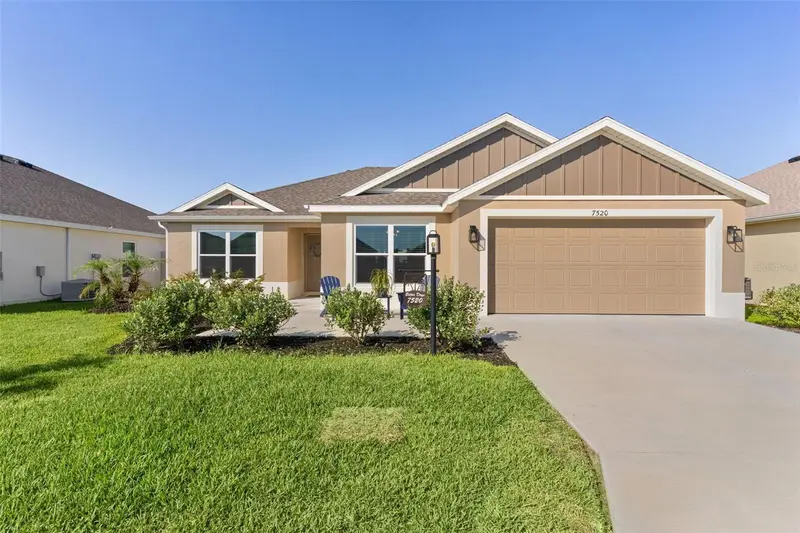 7520 Far Hills Loop, FL