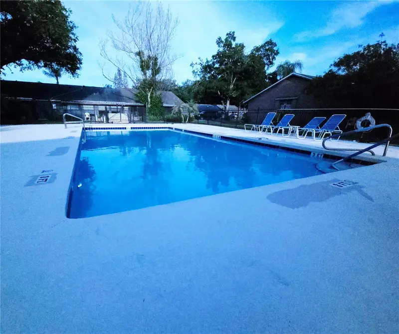 2510 King Oak Cir, FL