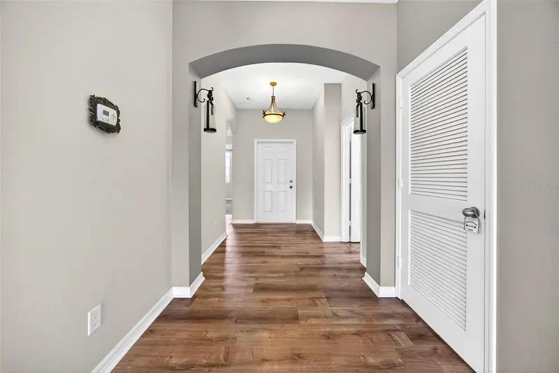 24611 Rio Villa Lakes Cir, FL