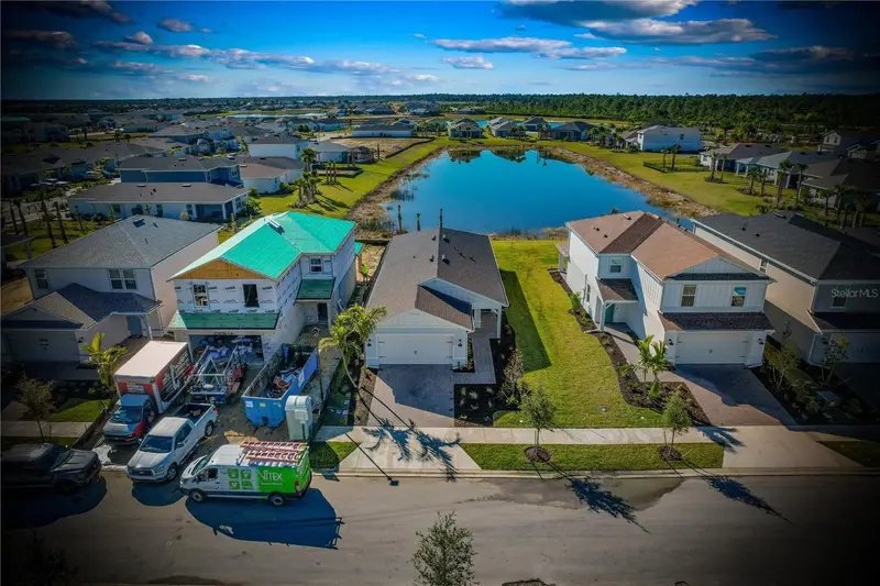 44148 Kelly Dr, FL