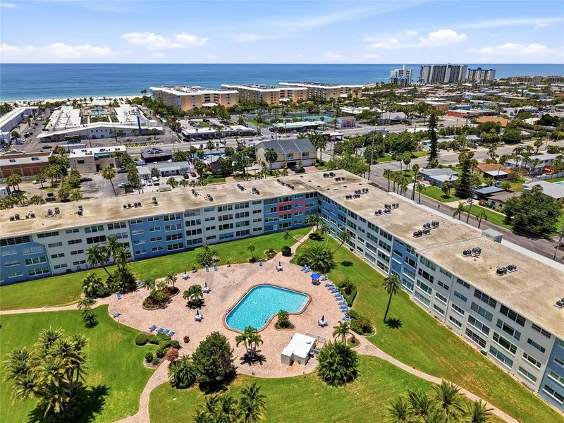 6363 Gulf Winds Dr #328, FL