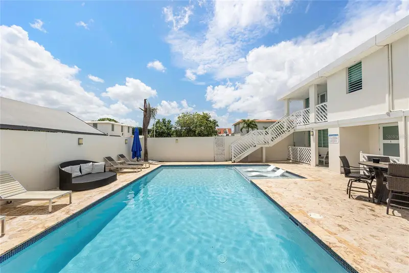 R1491 Paseo Dulcemar Levittown Lakes, PR