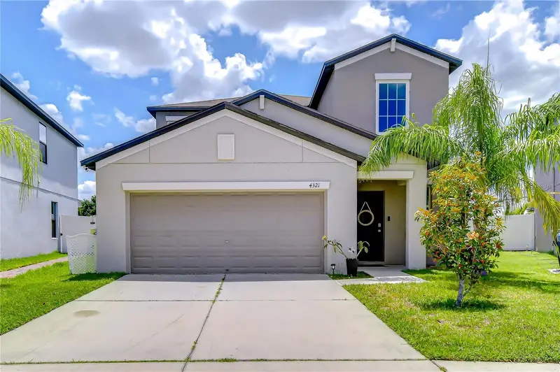 4321 Globe Thistle Dr, FL