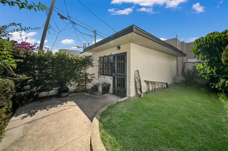 411 Burns Court, FL
