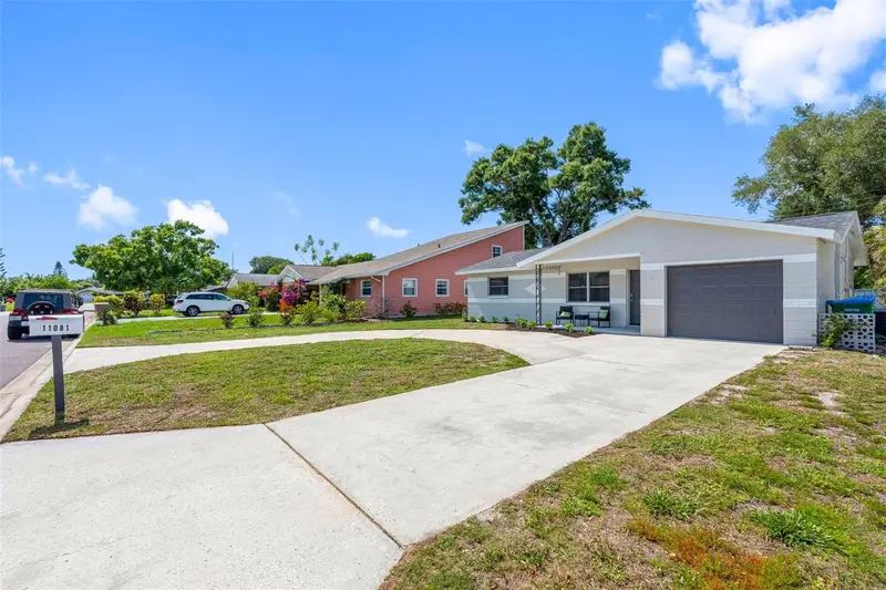 11081 103rd Ter, FL