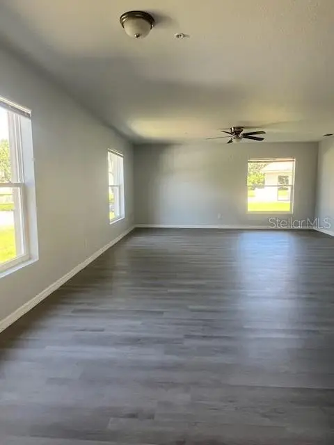 4076 Oak Loop #4076, FL