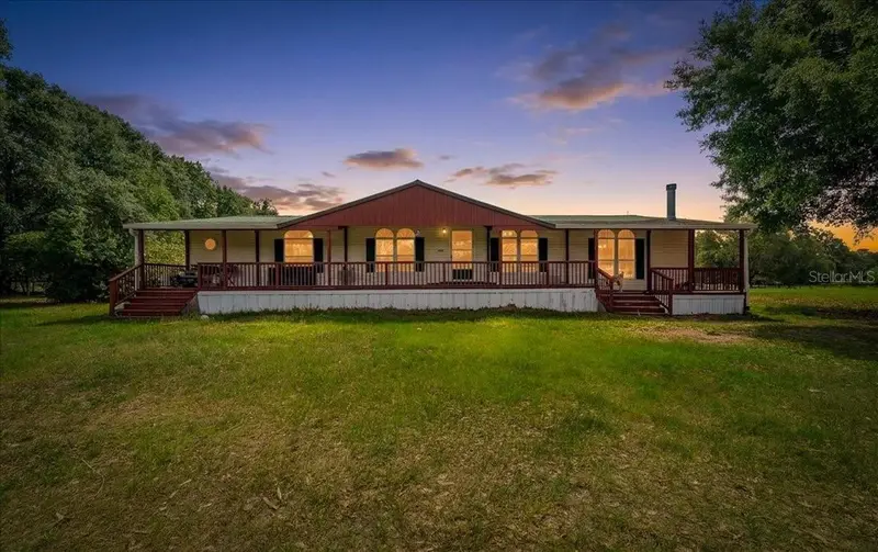 18585 N Highway 329, FL