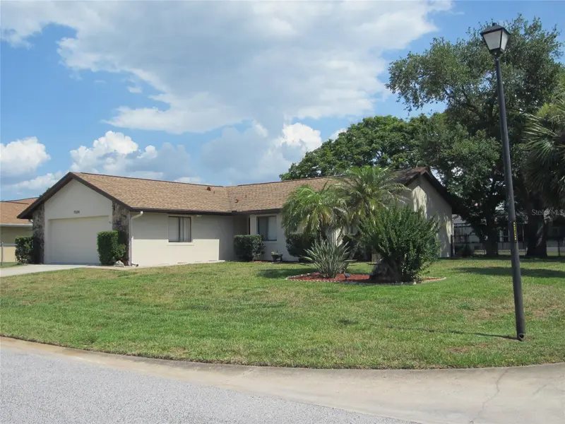 7206 Dorchester Ct, FL