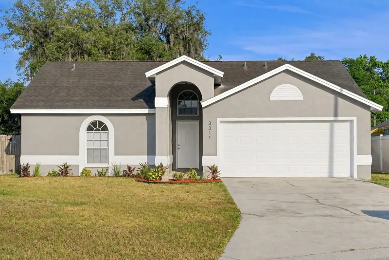 3311 Queens Cove Loop, FL