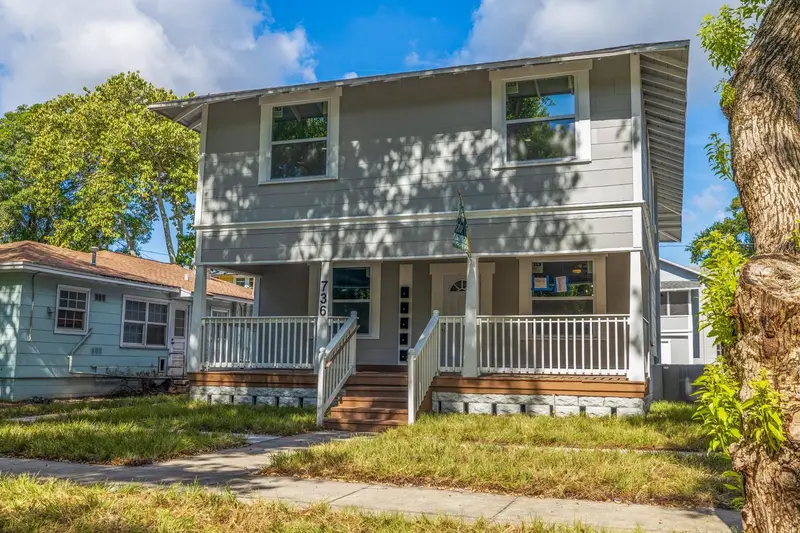 736 Jackson St N #2, FL