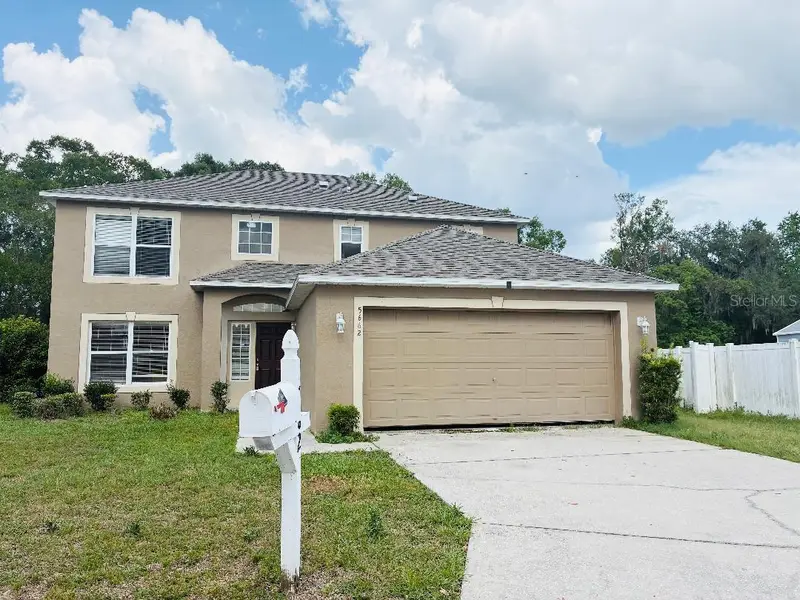 5662 Oakwood Knoll Dr, FL