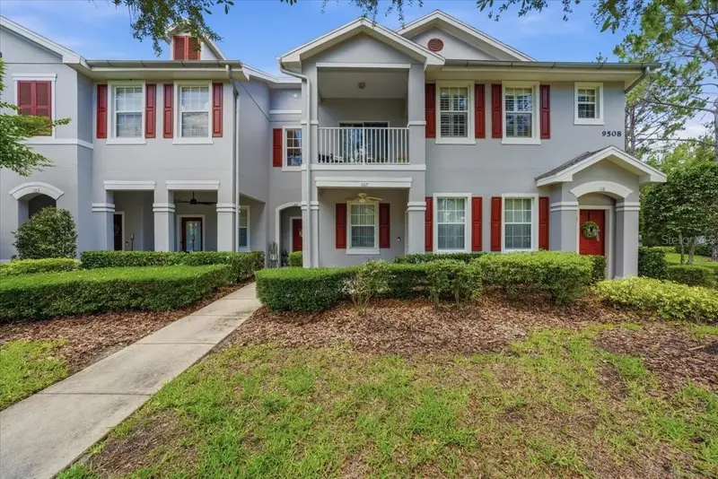 9508 W Park Village Dr #107, FL