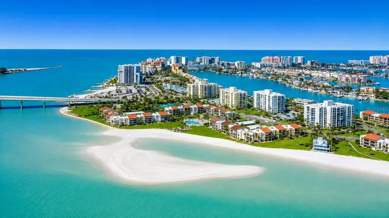 800 S Gulfview Blvd #908, FL