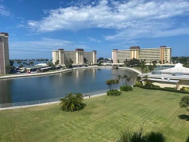 4575 Cove Cir #505, FL