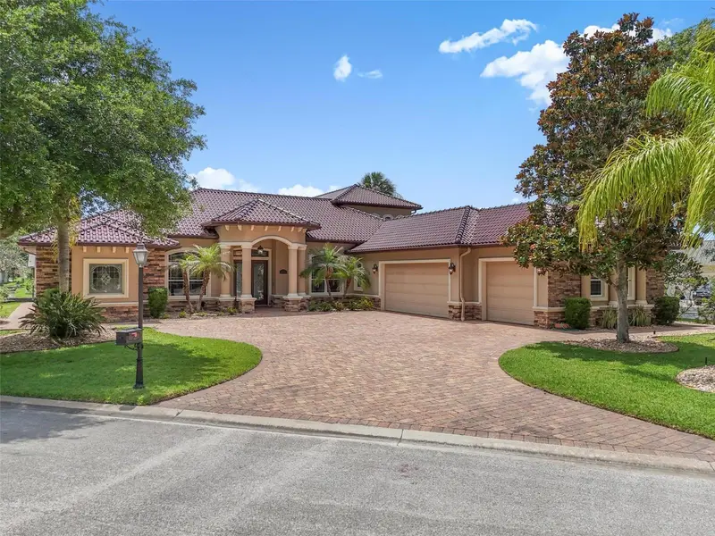 2 Caitlin Ct, FL