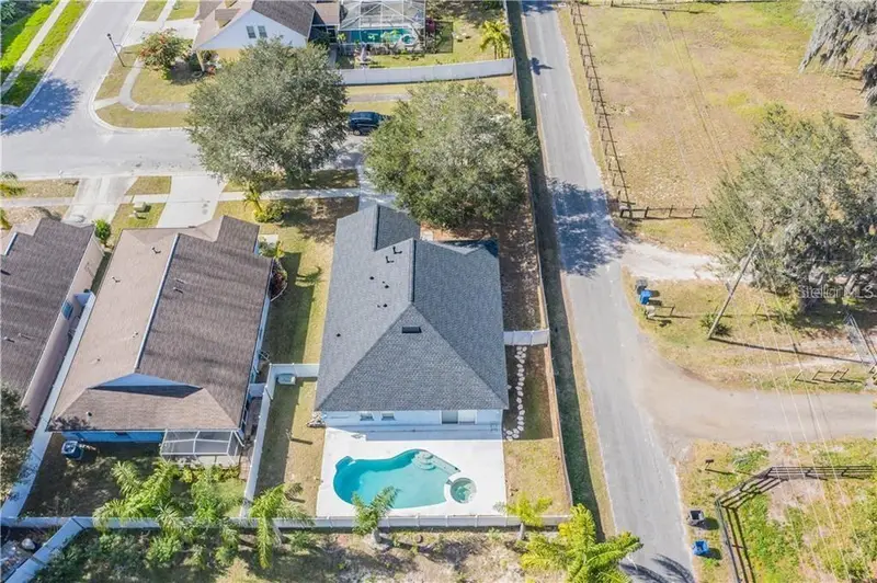 619 Schooner Bay Ct, FL
