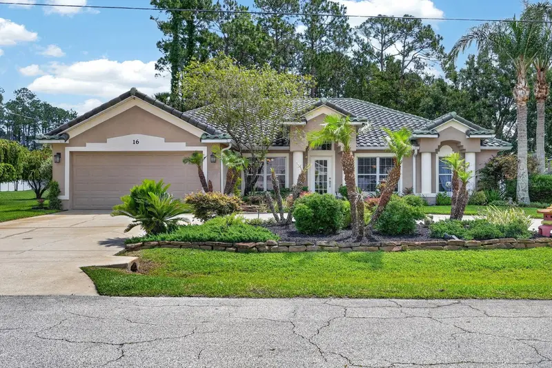 16 Lincoln Ln, FL