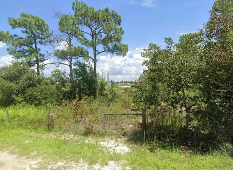 Neville Dr, FL