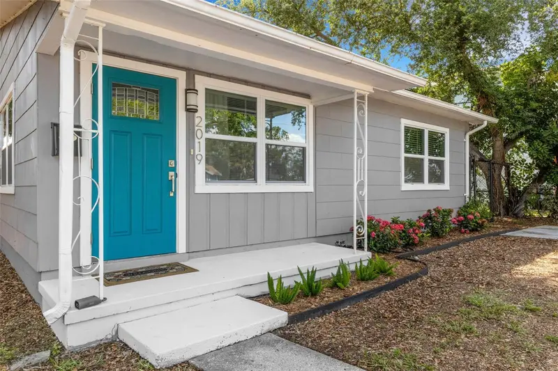 2019 42nd St S, FL