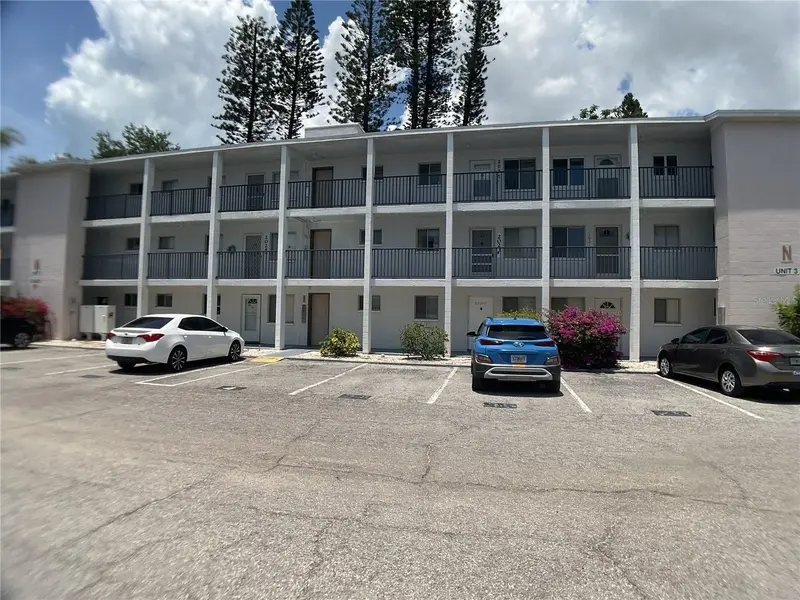 2021 Canal Dr #N25, FL