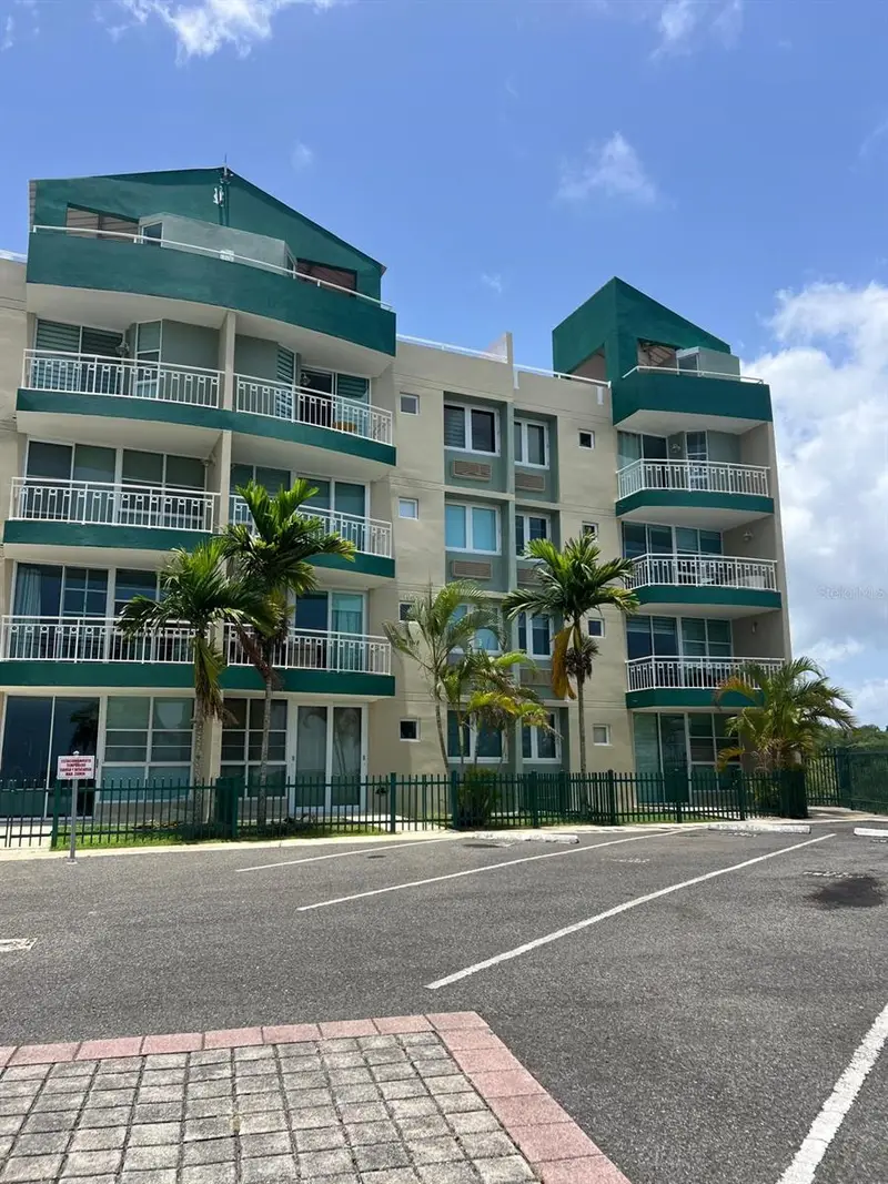 Vista Del Mar Luxury Barrio Arenales Road 110 #C 201, PR