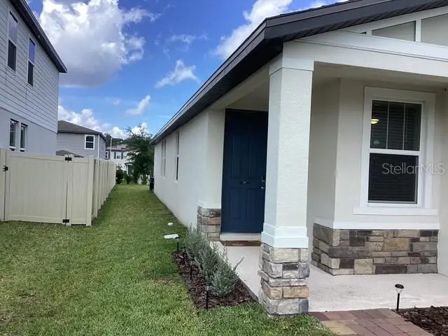 462 Amadoras Way, FL