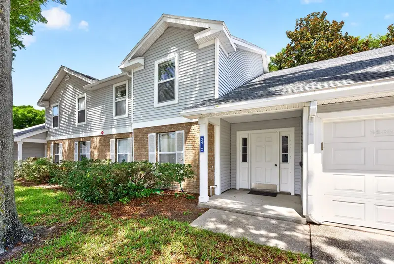 2412 Tack Room Ln #6, FL