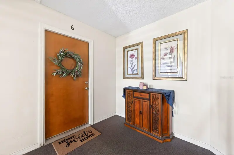 2412 Tack Room Ln #6, FL