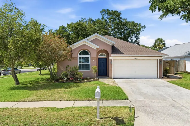 2468 Hidden Pines Ln, FL